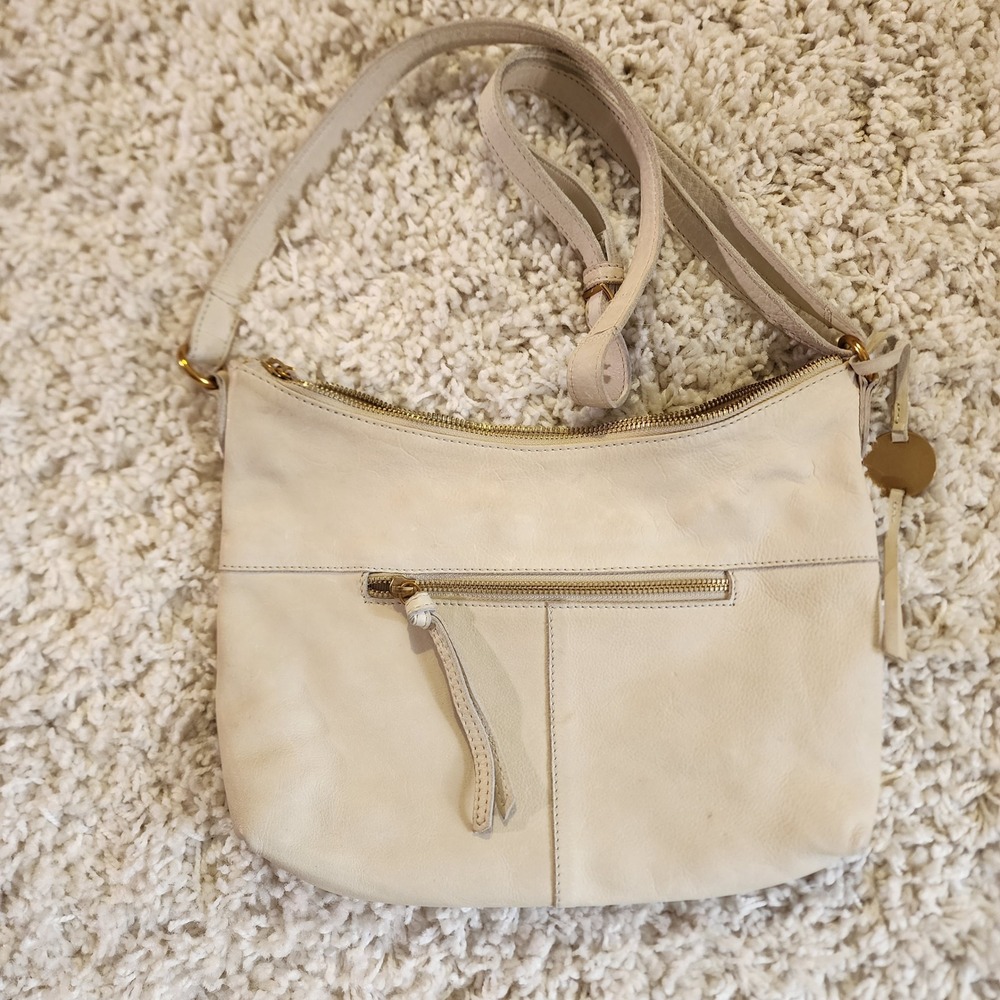 Margot New York Leather Crossbody Bag Cream Adjustable Strap Gold Hardware - Picture 5 of 9